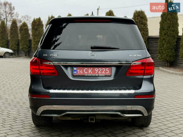 Серый Мерседес ГЛ-класс, объемом двигателя 3 л и пробегом 250 тыс. км за 24700 $, фото 130 на Automoto.ua