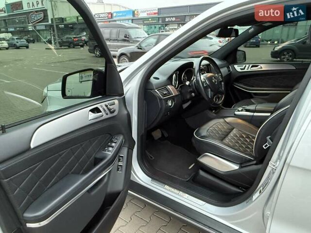 Серый Мерседес ГЛ-класс, объемом двигателя 3 л и пробегом 78 тыс. км за 33600 $, фото 9 на Automoto.ua