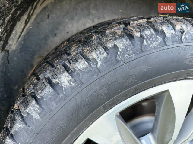 Сірий Мерседес ГЛ-Клас, об'ємом двигуна 2.99 л та пробігом 260 тис. км за 25000 $, фото 32 на Automoto.ua