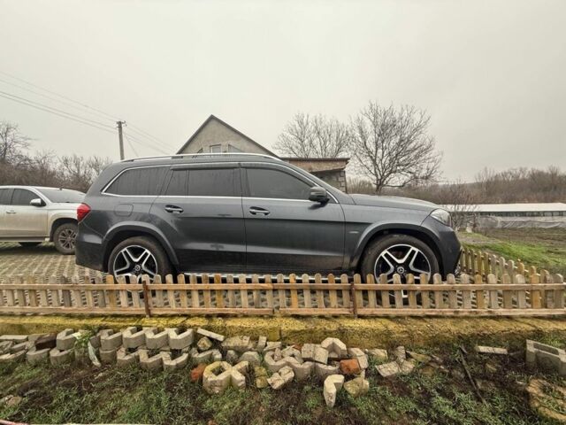 Серый Мерседес ГЛ-класс, объемом двигателя 4.7 л и пробегом 1 тыс. км за 22000 $, фото 2 на Automoto.ua