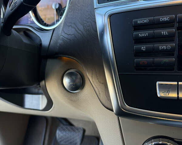 Сірий Мерседес ГЛ-Клас, об'ємом двигуна 2.99 л та пробігом 129 тис. км за 25700 $, фото 19 на Automoto.ua