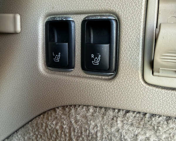 Сірий Мерседес ГЛ-Клас, об'ємом двигуна 2.99 л та пробігом 129 тис. км за 25700 $, фото 44 на Automoto.ua