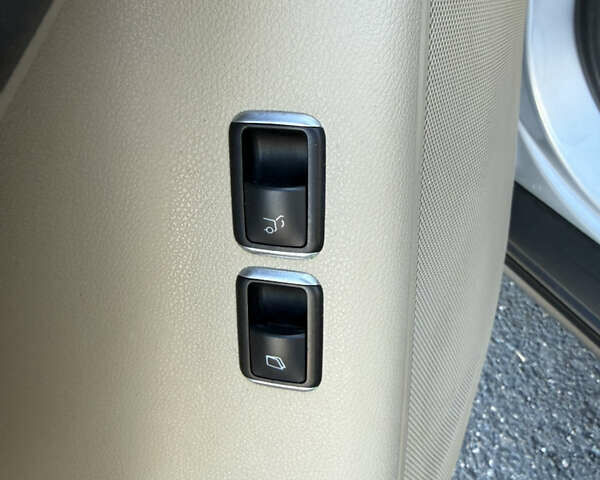 Сірий Мерседес ГЛ-Клас, об'ємом двигуна 2.99 л та пробігом 129 тис. км за 25700 $, фото 31 на Automoto.ua