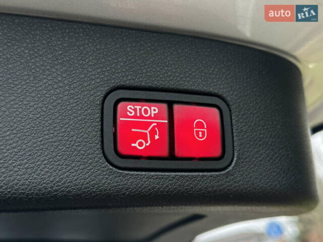 Серый Мерседес ГЛ-класс, объемом двигателя 3 л и пробегом 209 тыс. км за 26500 $, фото 27 на Automoto.ua