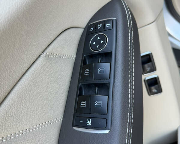 Сірий Мерседес ГЛ-Клас, об'ємом двигуна 2.99 л та пробігом 129 тис. км за 25700 $, фото 26 на Automoto.ua