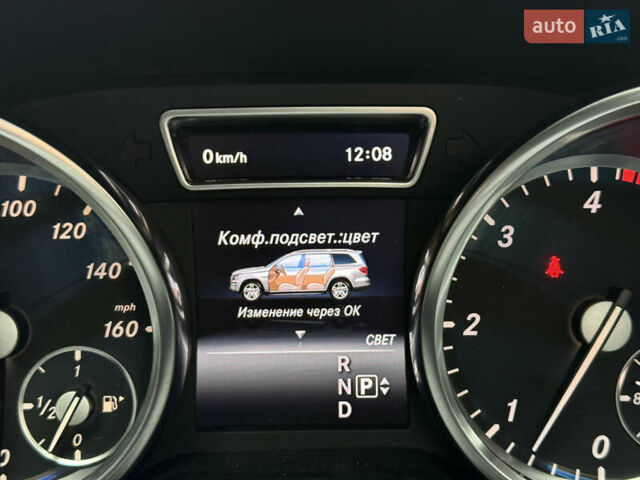 Серый Мерседес ГЛ-класс, объемом двигателя 3 л и пробегом 250 тыс. км за 24700 $, фото 109 на Automoto.ua