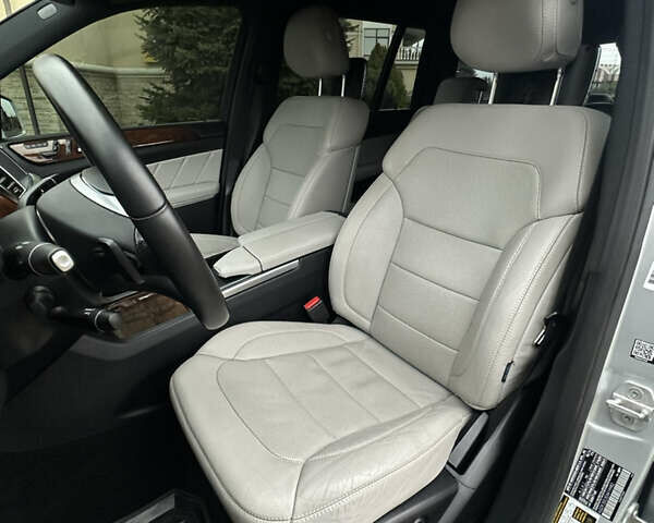 Серый Мерседес ГЛ-класс, объемом двигателя 3 л и пробегом 209 тыс. км за 26500 $, фото 34 на Automoto.ua