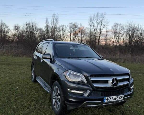 Сірий Мерседес ГЛ-Клас, об'ємом двигуна 2.99 л та пробігом 260 тис. км за 25000 $, фото 15 на Automoto.ua