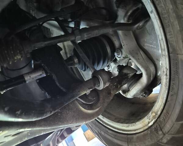 Серый Мерседес ГЛ-класс, объемом двигателя 3 л и пробегом 237 тыс. км за 25555 $, фото 5 на Automoto.ua