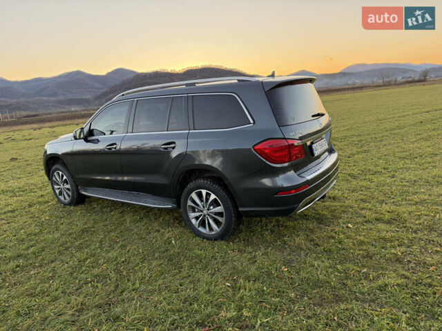 Сірий Мерседес ГЛ-Клас, об'ємом двигуна 2.99 л та пробігом 260 тис. км за 25000 $, фото 10 на Automoto.ua