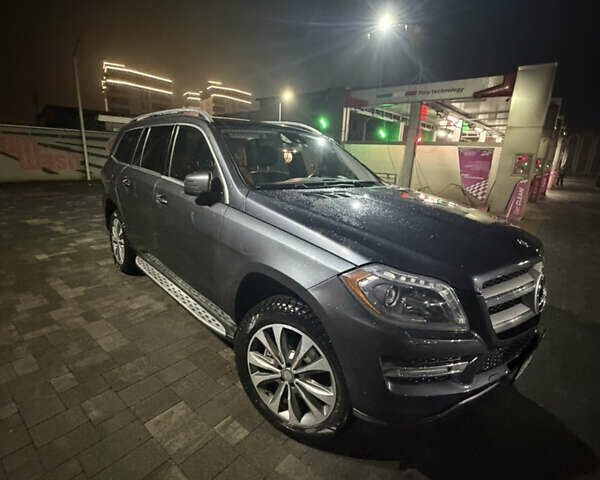 Сірий Мерседес ГЛ-Клас, об'ємом двигуна 2.99 л та пробігом 260 тис. км за 25000 $, фото 1 на Automoto.ua