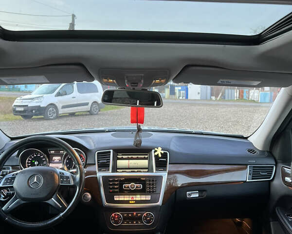 Сірий Мерседес ГЛ-Клас, об'ємом двигуна 2.99 л та пробігом 246 тис. км за 26900 $, фото 24 на Automoto.ua