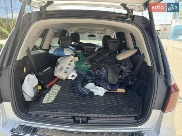 Серый Мерседес ГЛ-класс, объемом двигателя 3 л и пробегом 236 тыс. км за 18900 $, фото 35 на Automoto.ua