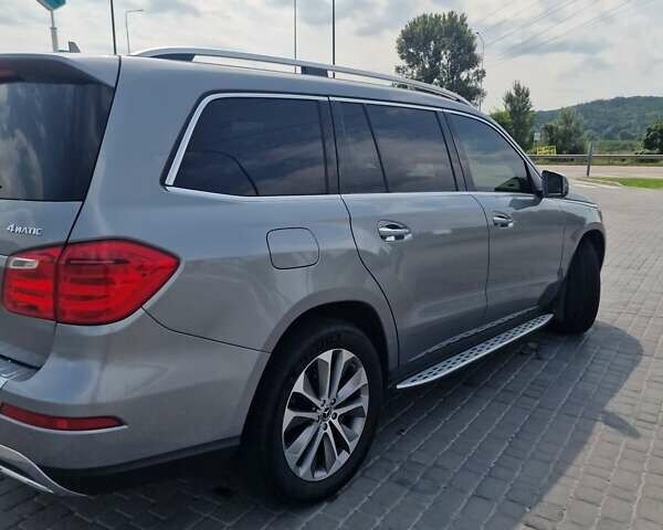 Сірий Мерседес ГЛ-Клас, об'ємом двигуна 3 л та пробігом 109 тис. км за 29500 $, фото 11 на Automoto.ua