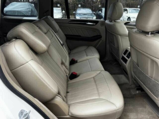 Сірий Мерседес ГЛ-Клас, об'ємом двигуна 3 л та пробігом 77 тис. км за 13500 $, фото 13 на Automoto.ua