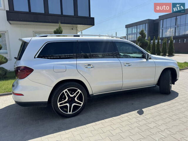 Серый Мерседес ГЛ-класс, объемом двигателя 3 л и пробегом 236 тыс. км за 18900 $, фото 23 на Automoto.ua