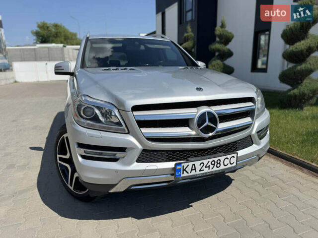 Серый Мерседес ГЛ-класс, объемом двигателя 3 л и пробегом 236 тыс. км за 18900 $, фото 4 на Automoto.ua