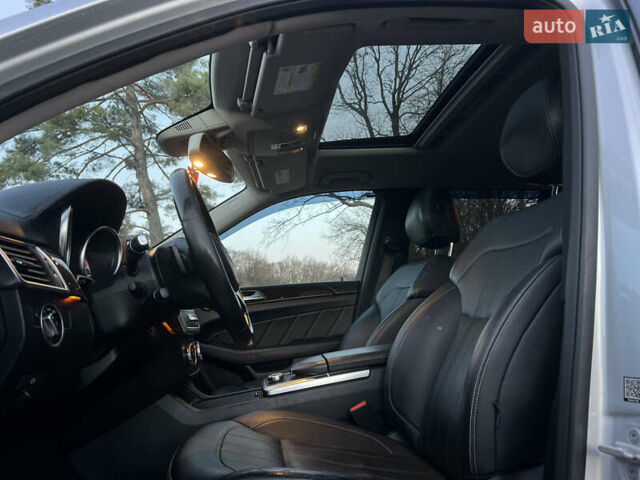 Сірий Мерседес ГЛ-Клас, об'ємом двигуна 2.99 л та пробігом 246 тис. км за 26900 $, фото 40 на Automoto.ua