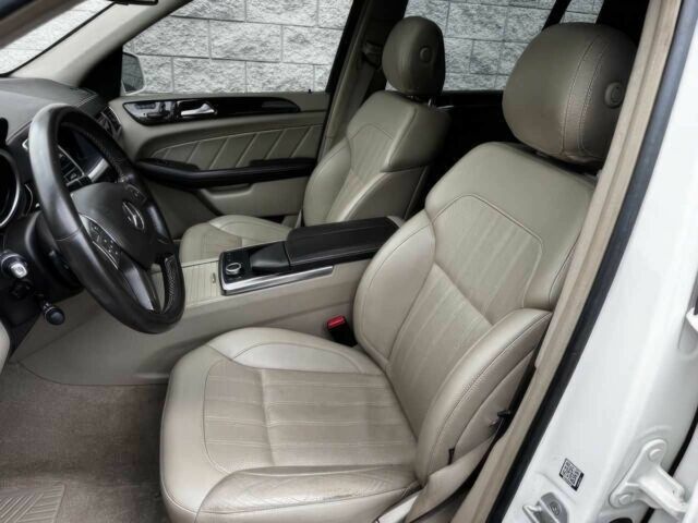 Сірий Мерседес ГЛ-Клас, об'ємом двигуна 3 л та пробігом 77 тис. км за 13500 $, фото 11 на Automoto.ua