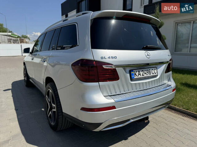 Серый Мерседес ГЛ-класс, объемом двигателя 3 л и пробегом 236 тыс. км за 18900 $, фото 18 на Automoto.ua