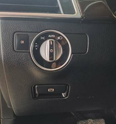 Серый Мерседес ГЛ-класс, объемом двигателя 3 л и пробегом 241 тыс. км за 25500 $, фото 20 на Automoto.ua