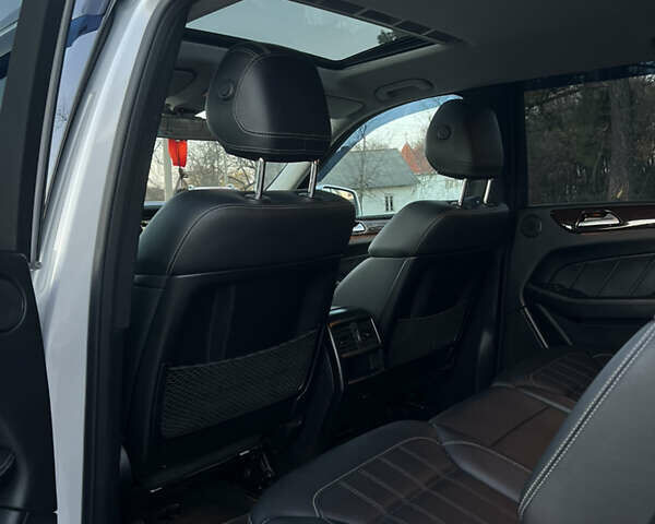 Сірий Мерседес ГЛ-Клас, об'ємом двигуна 2.99 л та пробігом 246 тис. км за 26900 $, фото 36 на Automoto.ua