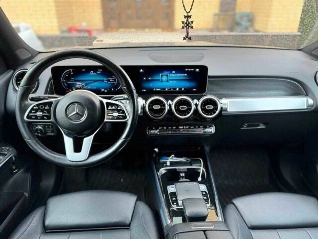 Серый Мерседес ГЛ-класс, объемом двигателя 2 л и пробегом 108 тыс. км за 25000 $, фото 3 на Automoto.ua