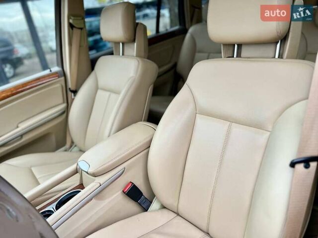 Синій Мерседес ГЛ-Клас, об'ємом двигуна 2.99 л та пробігом 440 тис. км за 10900 $, фото 29 на Automoto.ua