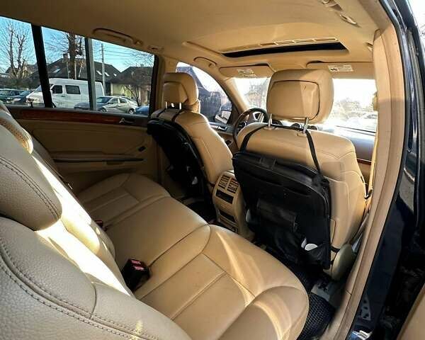 Синий Мерседес ГЛ-класс, объемом двигателя 2.99 л и пробегом 215 тыс. км за 15500 $, фото 31 на Automoto.ua