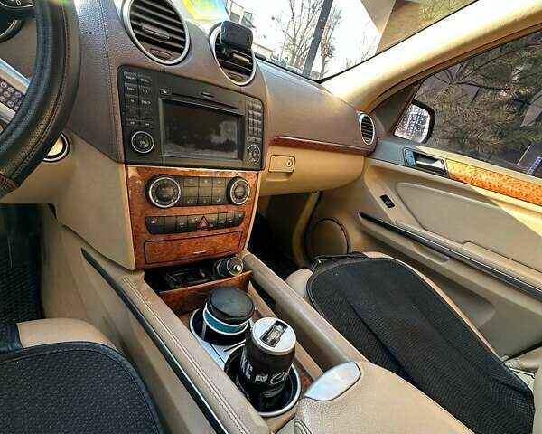 Синий Мерседес ГЛ-класс, объемом двигателя 2.99 л и пробегом 215 тыс. км за 15500 $, фото 18 на Automoto.ua