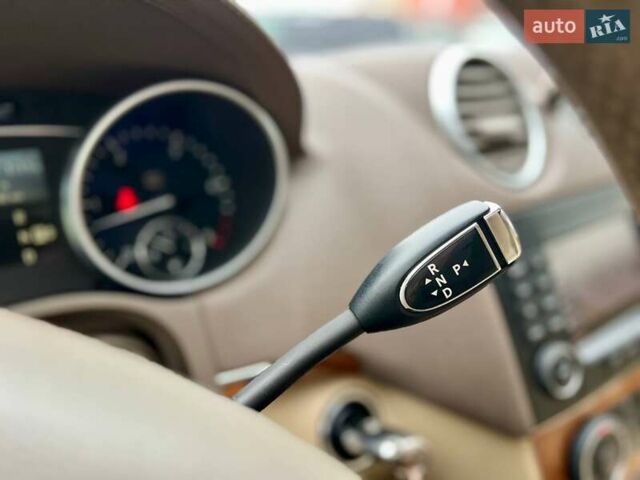 Синій Мерседес ГЛ-Клас, об'ємом двигуна 2.99 л та пробігом 440 тис. км за 10900 $, фото 25 на Automoto.ua