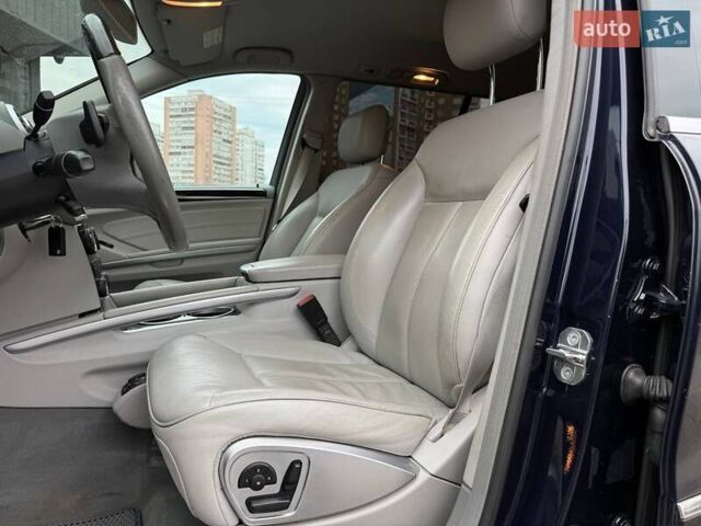 Синій Мерседес ГЛ-Клас, об'ємом двигуна 5.46 л та пробігом 192 тис. км за 14990 $, фото 8 на Automoto.ua