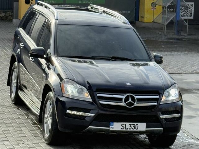 Синий Мерседес ГЛ-класс, объемом двигателя 3 л и пробегом 297 тыс. км за 25600 $, фото 2 на Automoto.ua