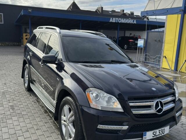 Синий Мерседес ГЛ-класс, объемом двигателя 3 л и пробегом 297 тыс. км за 25600 $, фото 1 на Automoto.ua