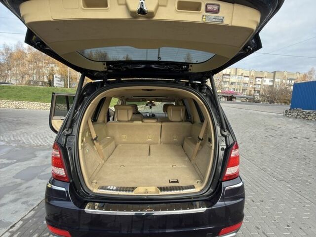 Синий Мерседес ГЛ-класс, объемом двигателя 3 л и пробегом 297 тыс. км за 25600 $, фото 19 на Automoto.ua