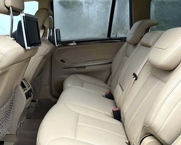 Синій Мерседес ГЛ-Клас, об'ємом двигуна 3 л та пробігом 185 тис. км за 18500 $, фото 13 на Automoto.ua