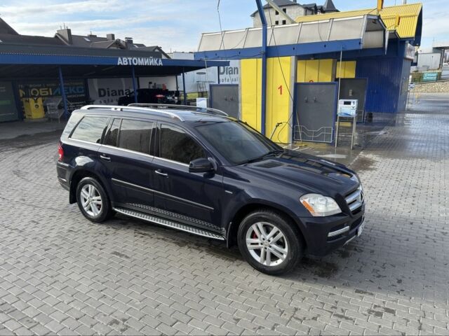 Синий Мерседес ГЛ-класс, объемом двигателя 3 л и пробегом 297 тыс. км за 25600 $, фото 6 на Automoto.ua