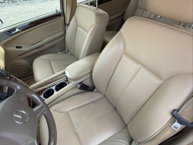 Синий Мерседес ГЛ-класс, объемом двигателя 3 л и пробегом 297 тыс. км за 25600 $, фото 12 на Automoto.ua