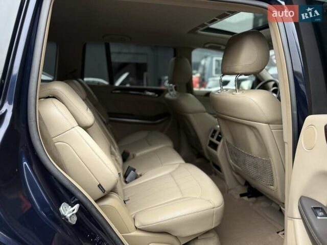 Синий Мерседес ГЛ-класс, объемом двигателя 3 л и пробегом 271 тыс. км за 21500 $, фото 67 на Automoto.ua