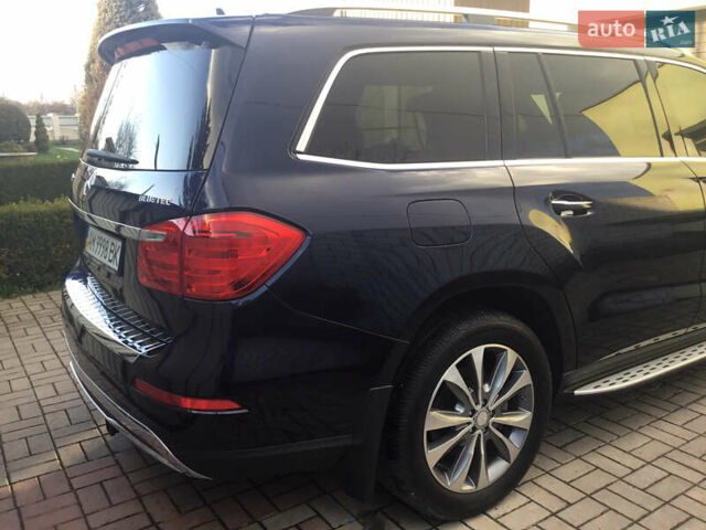 Синий Мерседес ГЛ-класс, объемом двигателя 2.99 л и пробегом 298 тыс. км за 22000 $, фото 8 на Automoto.ua