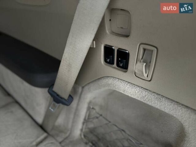 Синий Мерседес ГЛ-класс, объемом двигателя 3 л и пробегом 271 тыс. км за 21500 $, фото 24 на Automoto.ua