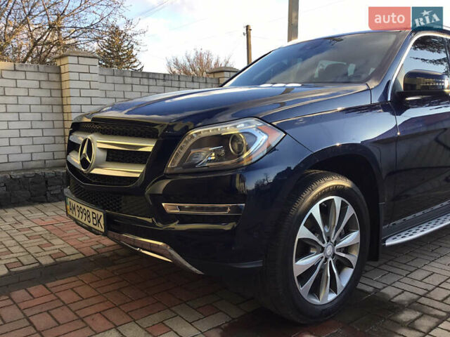 Синий Мерседес ГЛ-класс, объемом двигателя 2.99 л и пробегом 298 тыс. км за 22000 $, фото 2 на Automoto.ua