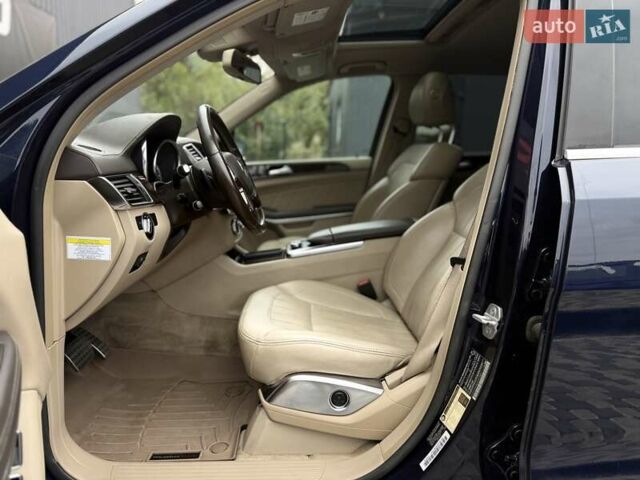 Синий Мерседес ГЛ-класс, объемом двигателя 3 л и пробегом 271 тыс. км за 21500 $, фото 30 на Automoto.ua