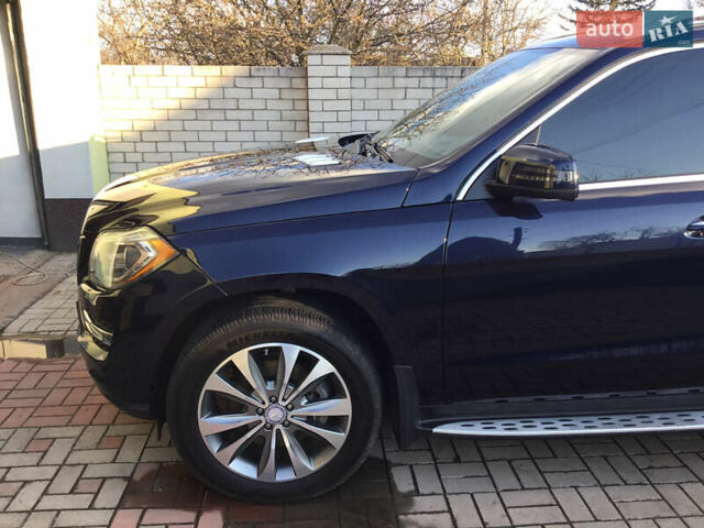 Синий Мерседес ГЛ-класс, объемом двигателя 2.99 л и пробегом 298 тыс. км за 22000 $, фото 1 на Automoto.ua