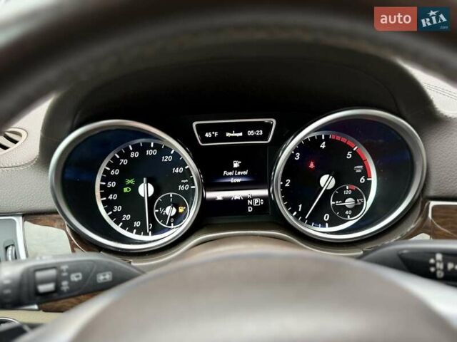 Синий Мерседес ГЛ-класс, объемом двигателя 3 л и пробегом 271 тыс. км за 21500 $, фото 40 на Automoto.ua