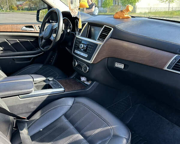 Синій Мерседес ГЛ-Клас, об'ємом двигуна 2.99 л та пробігом 223 тис. км за 22000 $, фото 12 на Automoto.ua