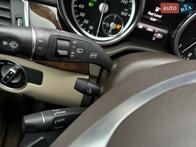 Синий Мерседес ГЛ-класс, объемом двигателя 3 л и пробегом 271 тыс. км за 21500 $, фото 46 на Automoto.ua