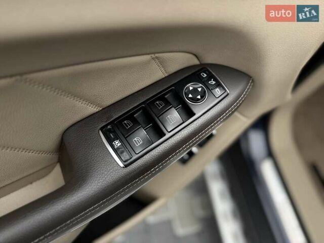 Синий Мерседес ГЛ-класс, объемом двигателя 3 л и пробегом 271 тыс. км за 21500 $, фото 27 на Automoto.ua