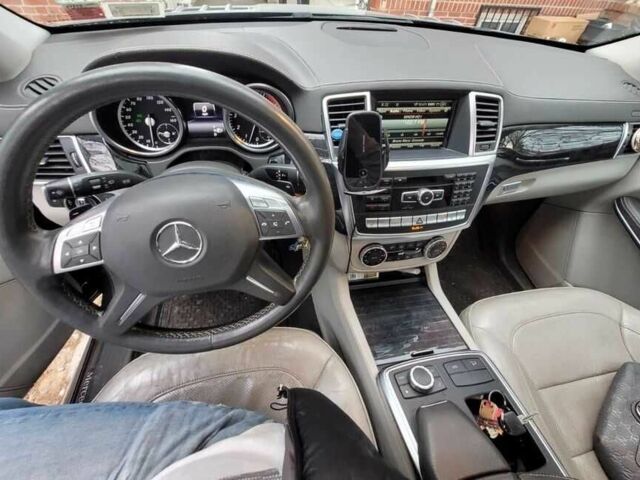 Синій Мерседес ГЛ-Клас, об'ємом двигуна 3 л та пробігом 82 тис. км за 6300 $, фото 9 на Automoto.ua