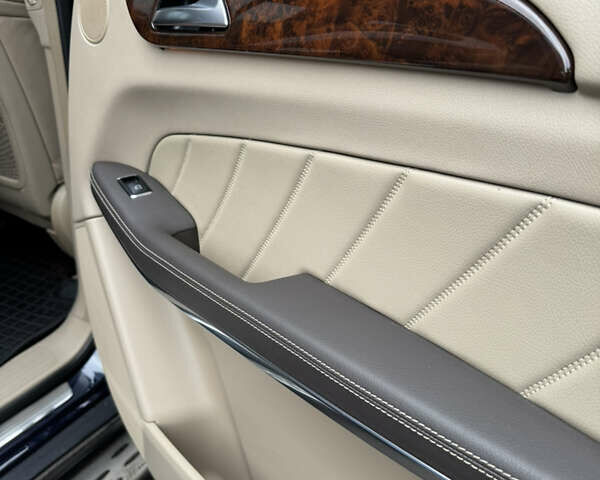 Синий Мерседес ГЛ-класс, объемом двигателя 2.99 л и пробегом 177 тыс. км за 27900 $, фото 37 на Automoto.ua